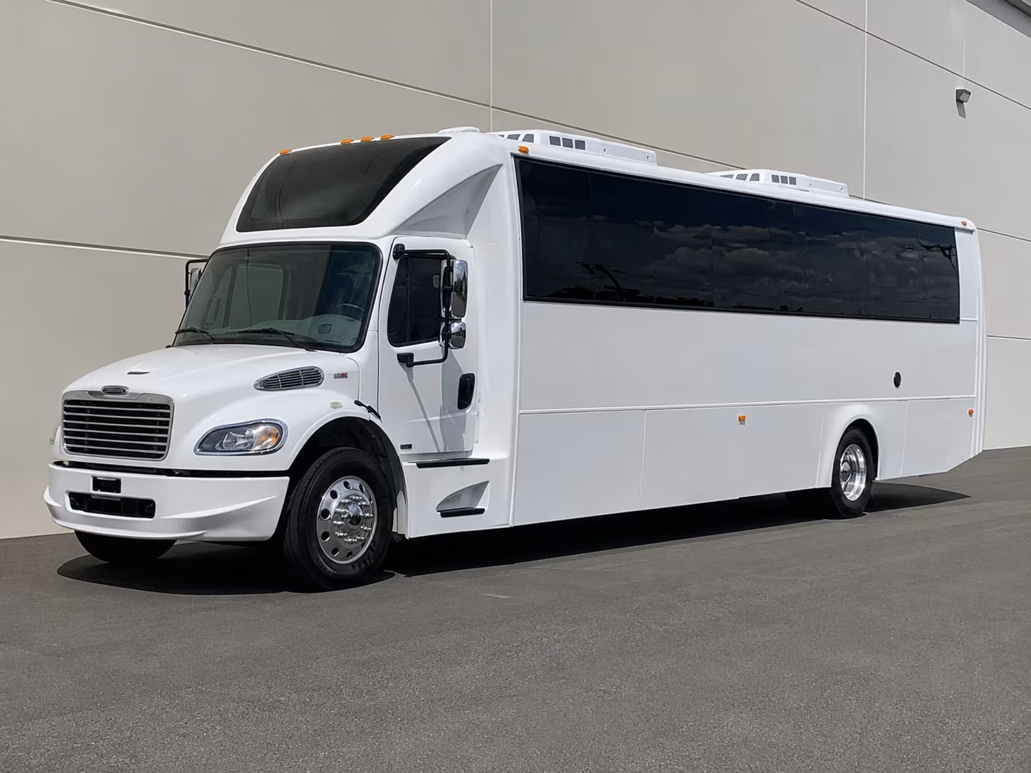 Anaheim Birthday, Sweet 16, & Quinceañera Transportation pickup coordination