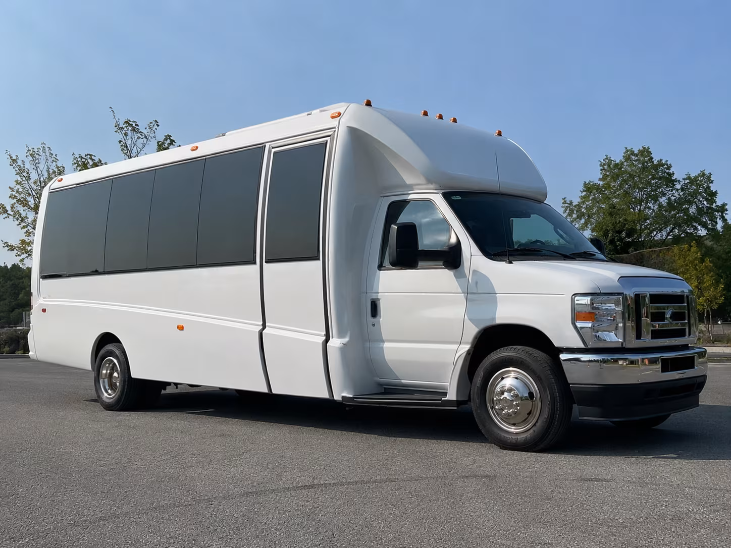 Anaheim Winery Tour & Pub Crawl Transportation party bus exterior