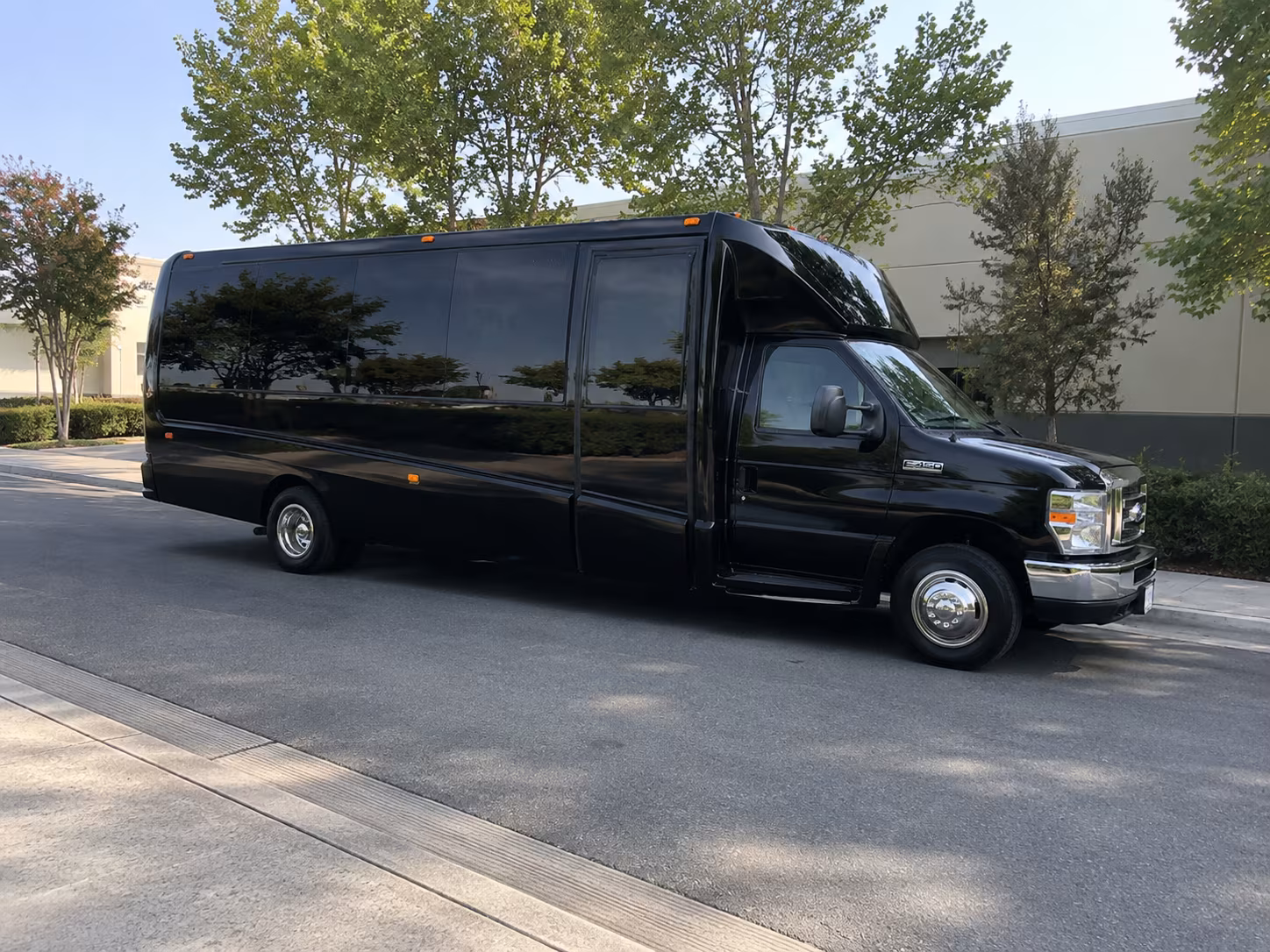 Anaheim Winery Tour & Pub Crawl Transportation onboard seating