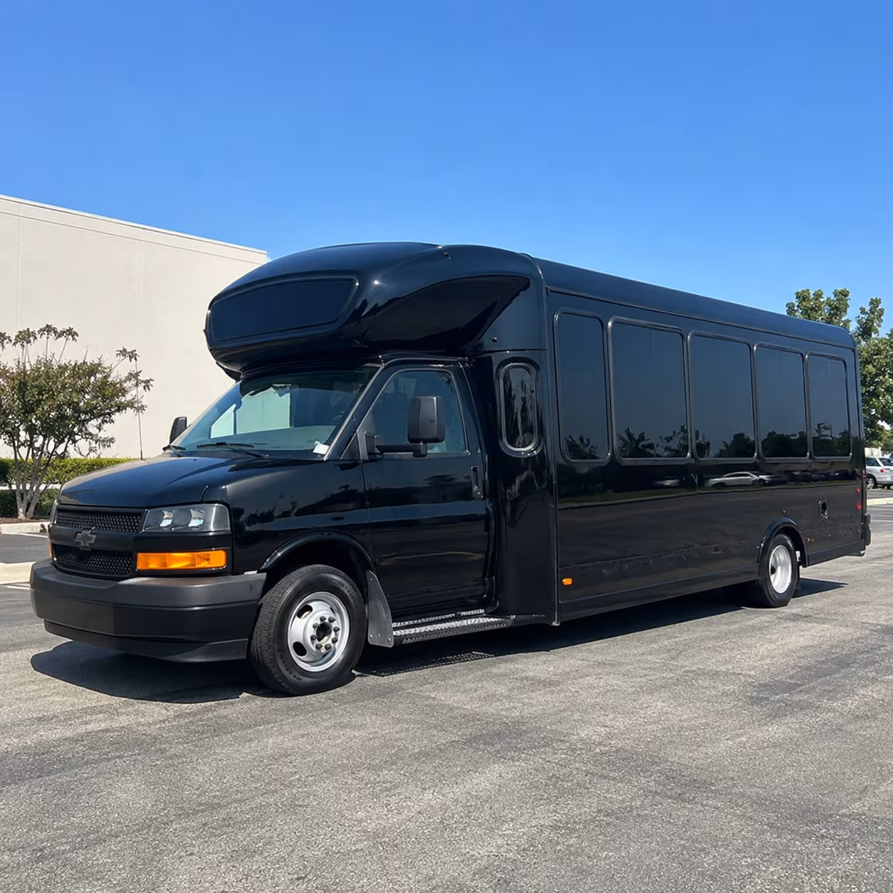 Santa Ana Birthday, Sweet 16, & Quinceañera Party Bus Rentals